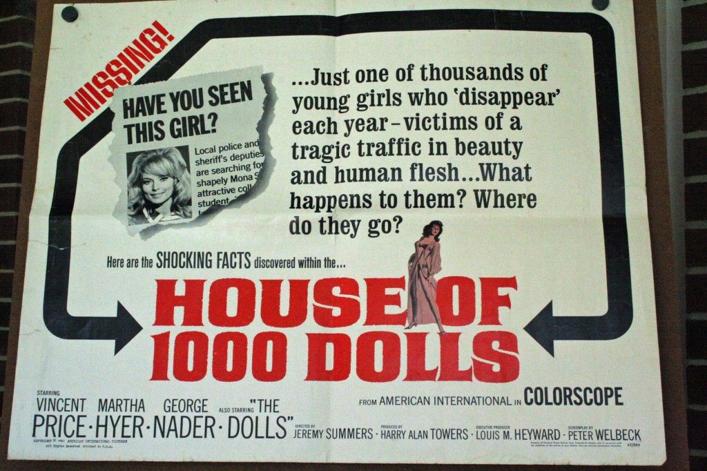 House of a 1000 dolls JMP