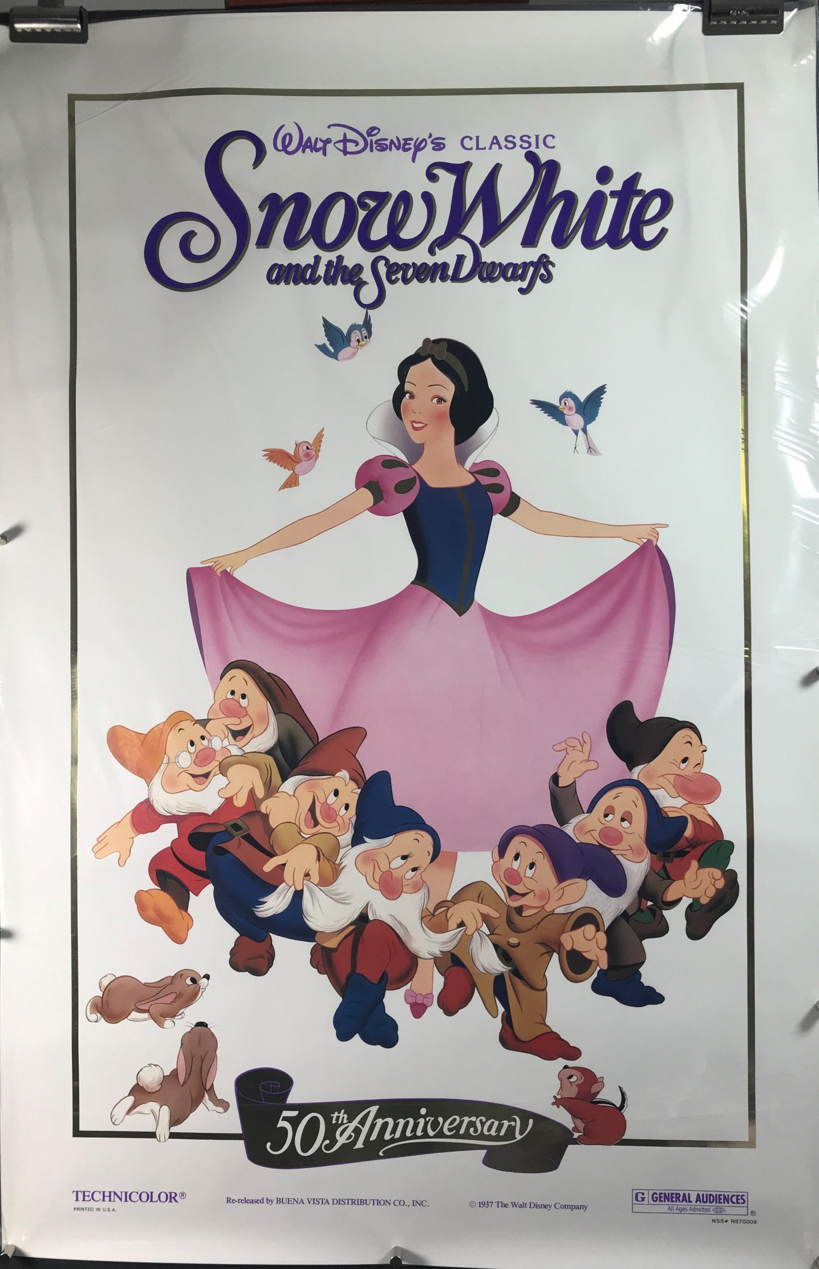 SNOW WHITE AND THE SEVEN DWARFS, Original 50th Anniversary Walt Disney Gold  Foil Movie Poster – Original Vintage Movie Posters